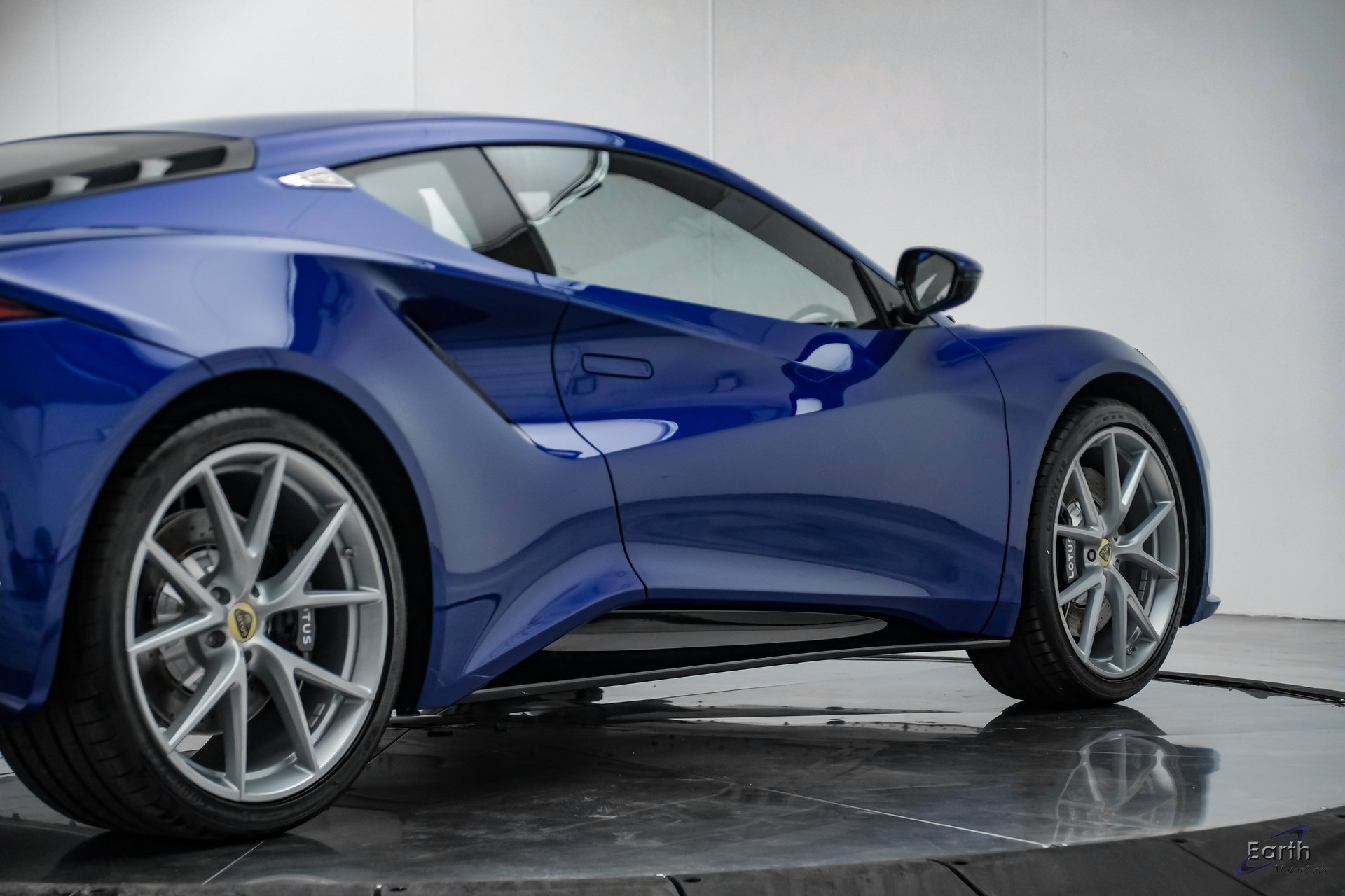 New 2025 Lotus Emira image 16