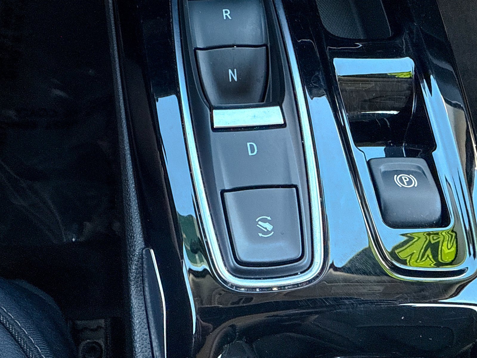 Used 2022 Chevrolet Bolt EUV Premier w/ Launch Edition image 39