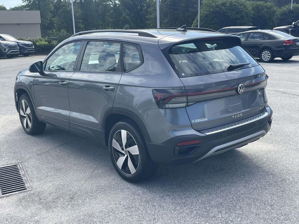 Used 2025 Volkswagen Taos S AWD/4WD image 4