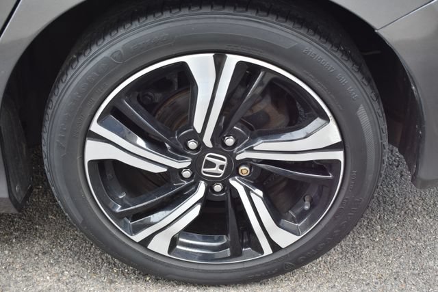 Used 2018 Honda Civic Touring image 47