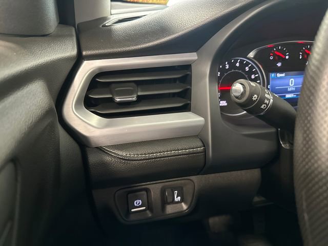 Used 2023 GMC Acadia SLE w/ Elevation Edition AWD/4WD image 26