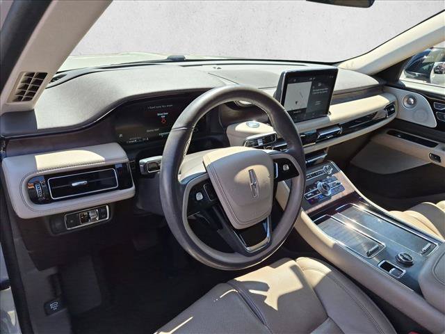 Used 2020 Lincoln Aviator Reserve w/ Equipment Group 202A AWD/4WD image 10