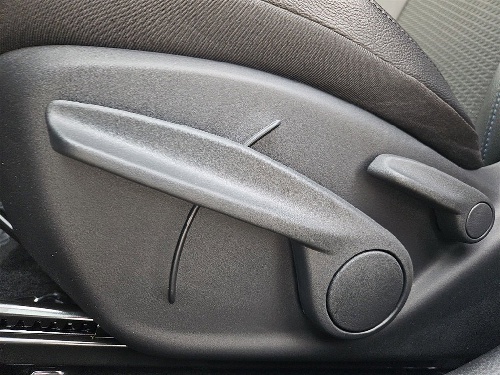 New 2026 Jeep Compass Latitude image 14