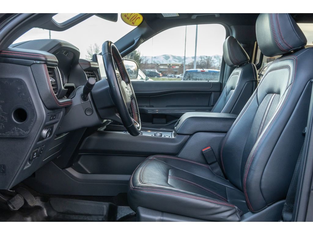 Used 2022 Ford Expedition Max Limited image 17