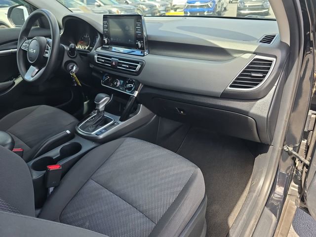 Used 2023 Kia Seltos LX image 21
