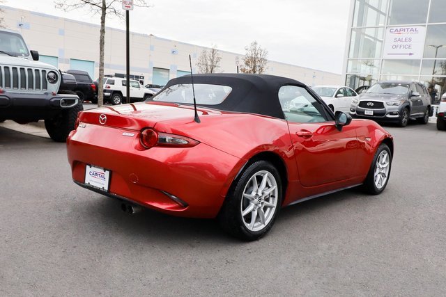 Used 2016 MAZDA MX-5 Miata Sport image 14