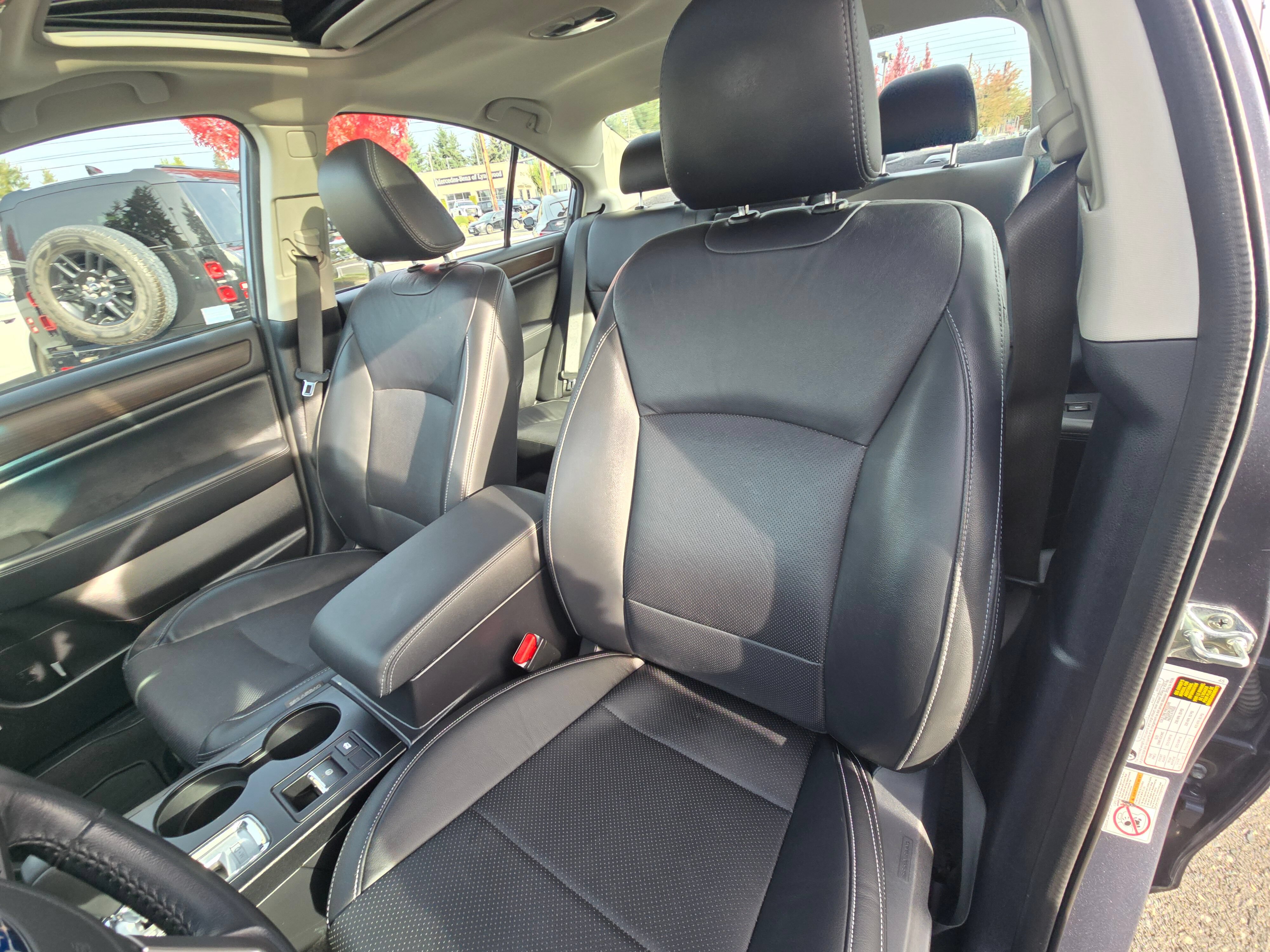 Used 2015 Subaru Legacy 3.6R Limited AWD/4WD image 21
