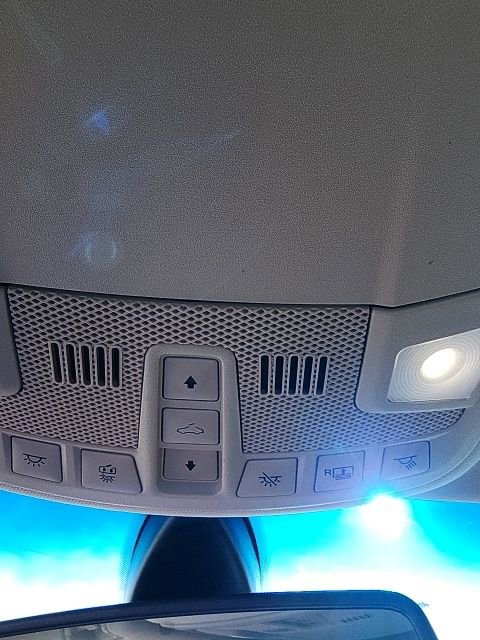 Used 2020 Lincoln MKZ Reserve w/ Elements Package image 31