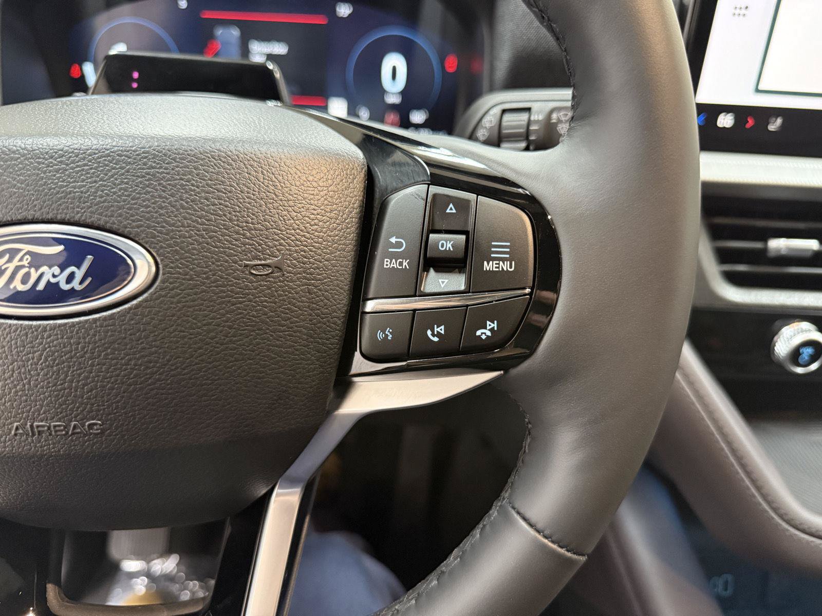 New 2026 Ford Explorer Platinum AWD/4WD image 14