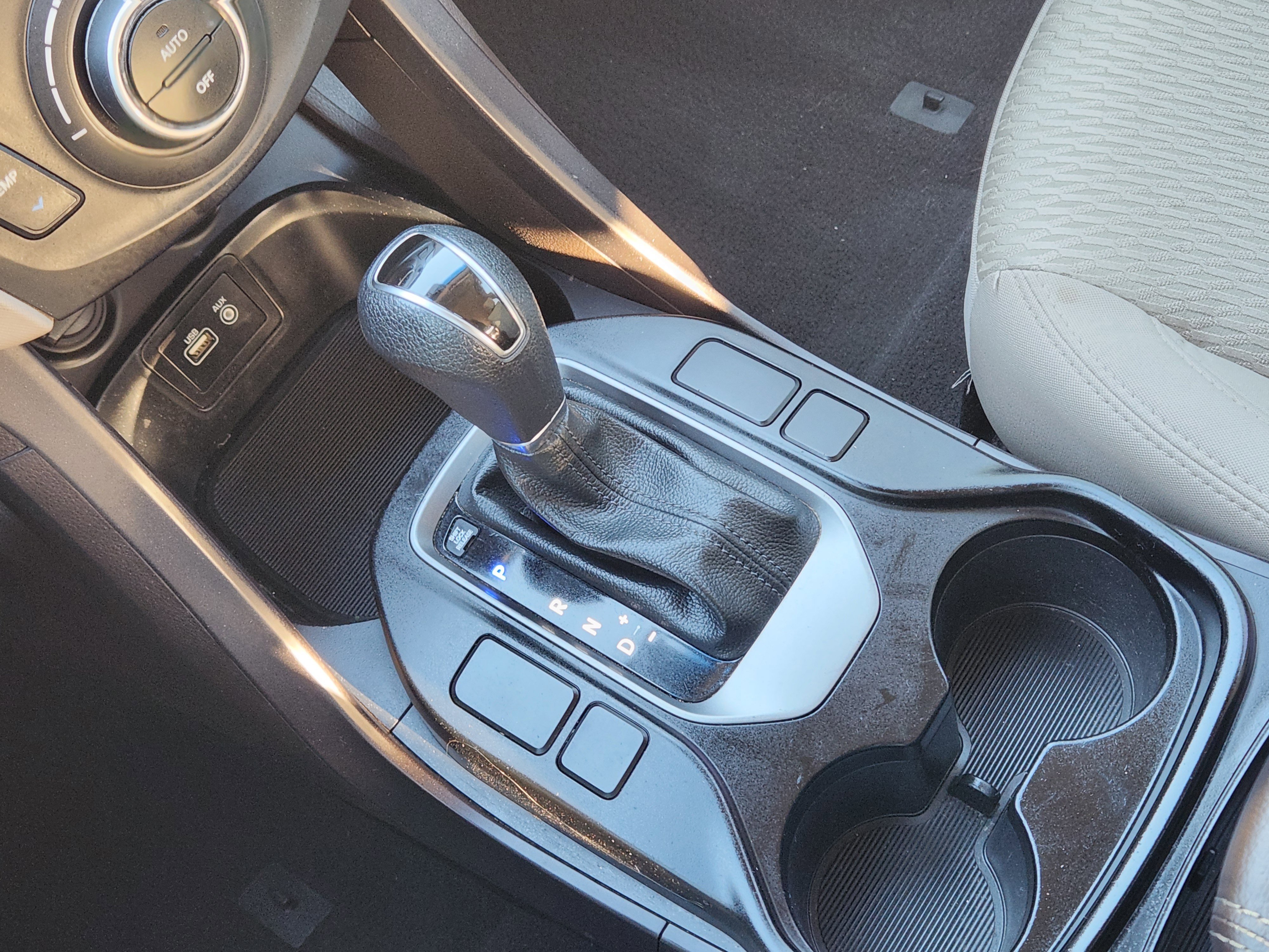 Used 2017 Hyundai Santa Fe Sport image 21