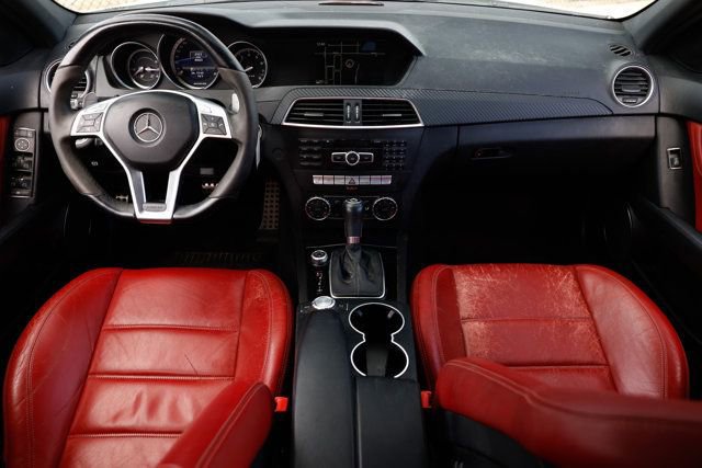 Used 2013 Mercedes-Benz C 63 AMG Sedan w/ AMG Development Pkg image 25
