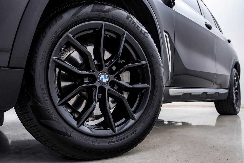 Used 2021 BMW X5 xDrive40i w/ Convenience Package image 5