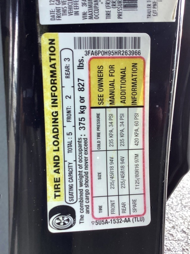 Used 2017 Ford Fusion SE image 57