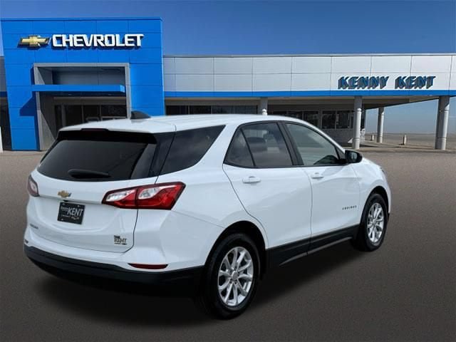 Used 2021 Chevrolet Equinox LS w/ LS Convenience Package FWD image 5