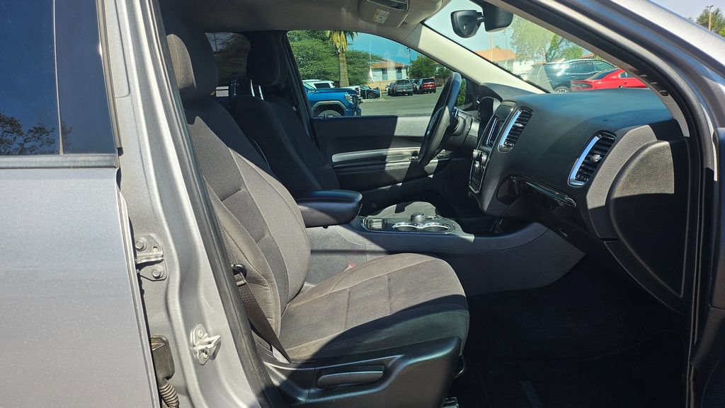 Used 2017 Dodge Durango SXT w/ 3rd Row Seating Group RWD image 19