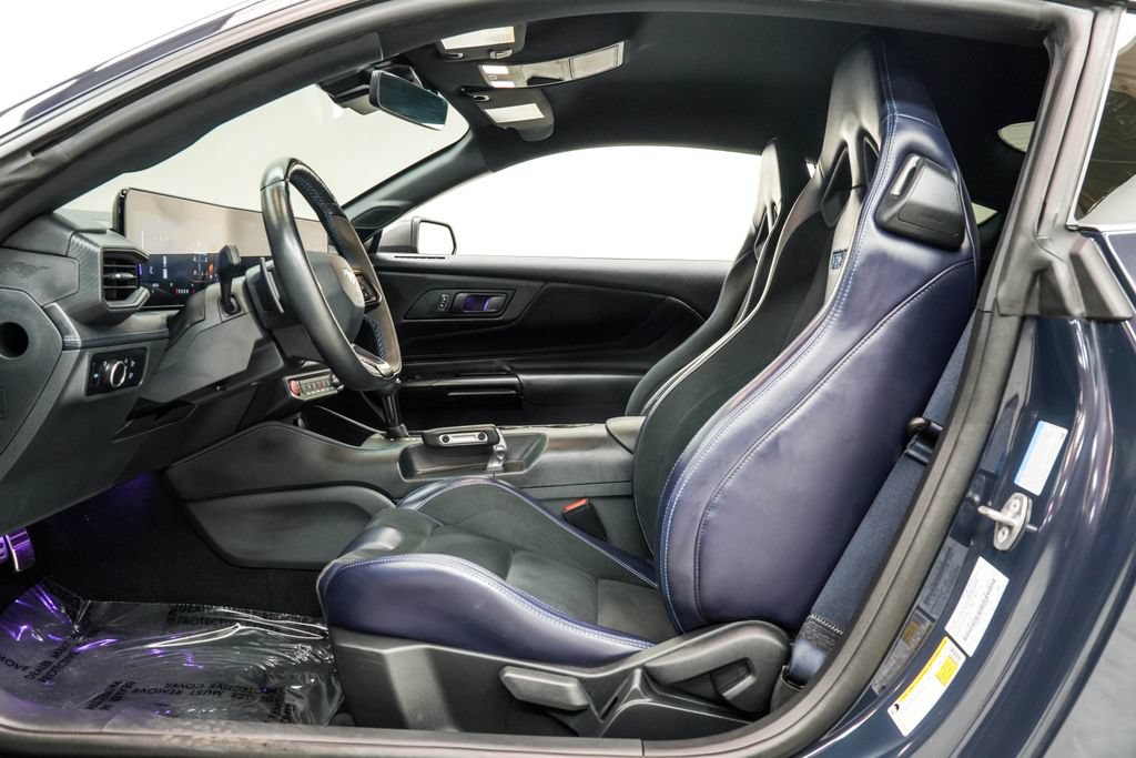 Used 2025 Ford Mustang Dark Horse RWD image 17