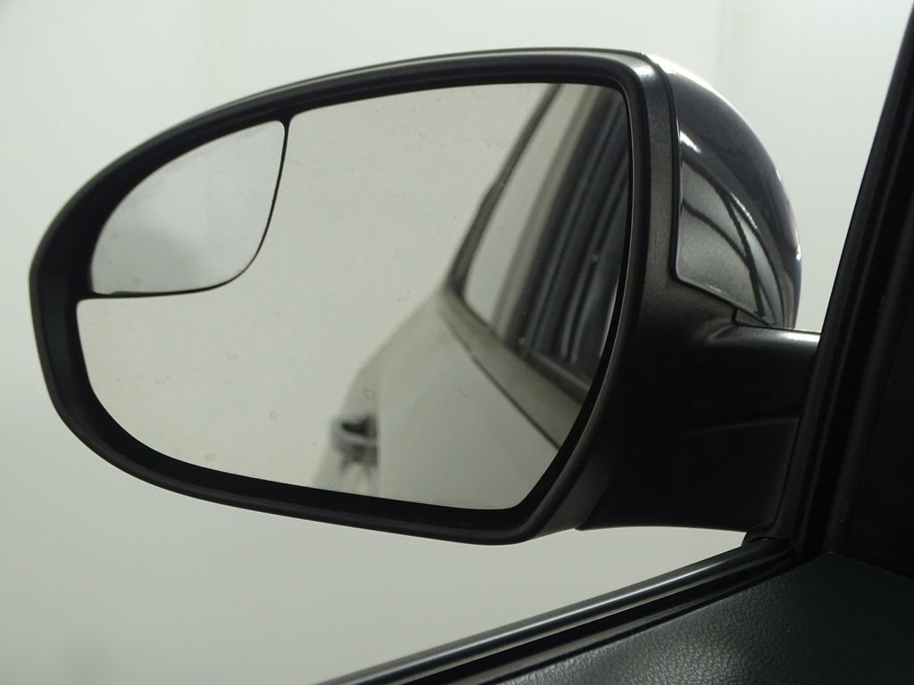 Used 2020 Hyundai Tucson SE image 29