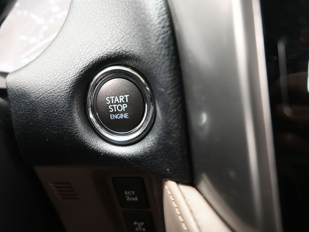 Used 2023 Lexus GX 460 Luxury w/ Sport Design Package image 25