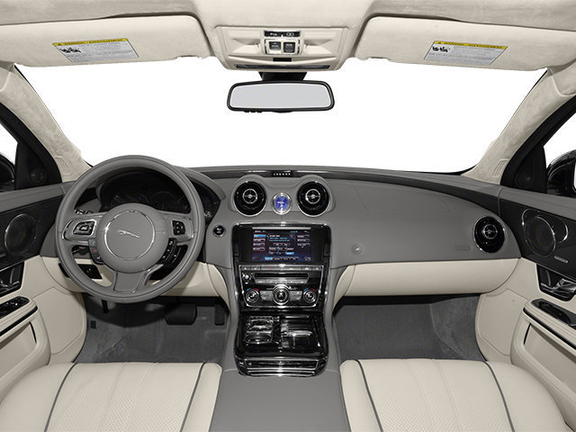 Used 2014 Jaguar XJ R LWB image 3