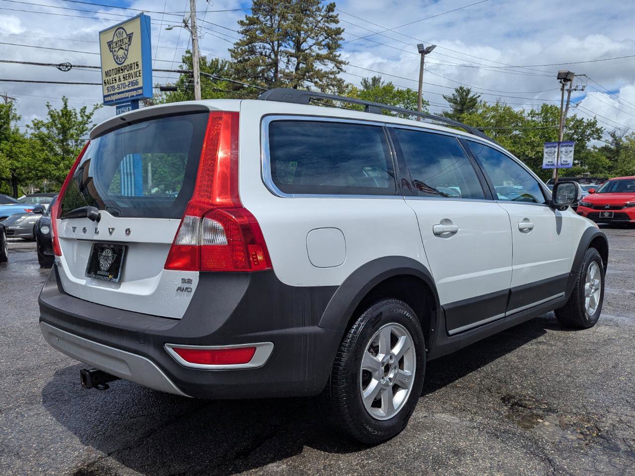 Used 2010 Volvo XC70 3.2 image 7