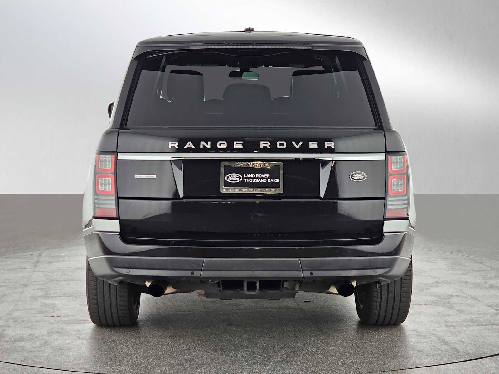 Used 2015 Land Rover Range Rover Supercharged image 4