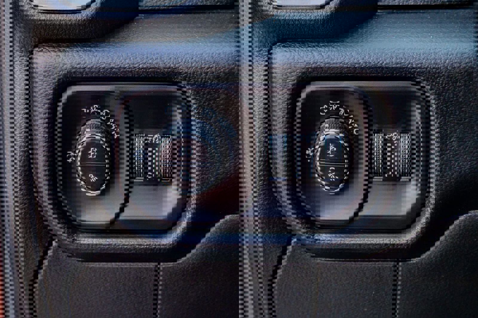 Used 2019 RAM 3500 Laramie image 22