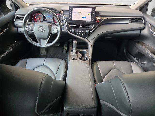Used 2022 Toyota Camry XSE FWD image 15
