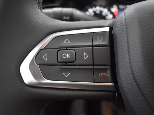 New 2026 Jeep Compass Latitude image 17