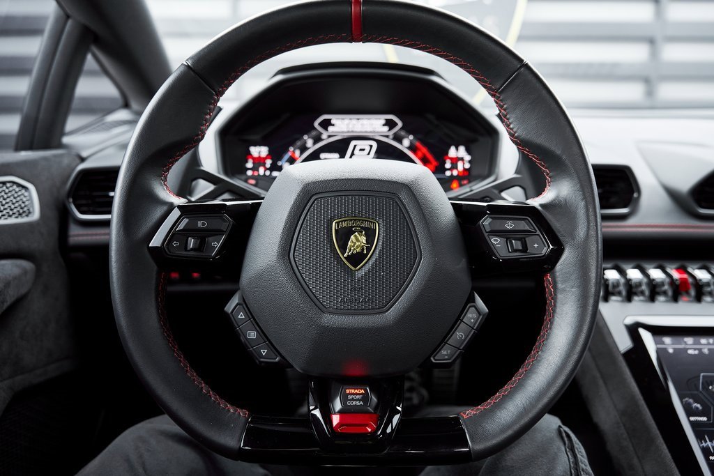 Used 2023 Lamborghini Huracan Tecnica image 53