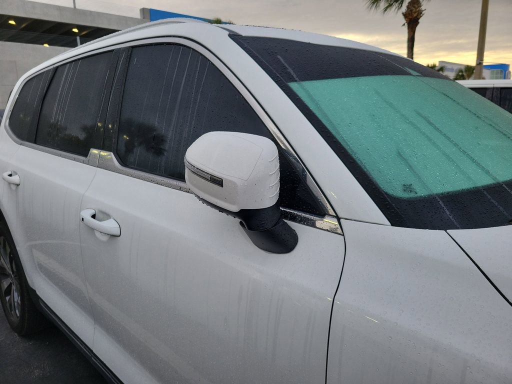 Used 2021 Kia Telluride EX w/ EX Premium Package image 10