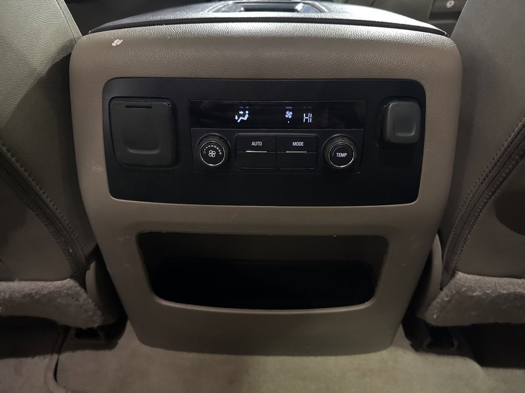 Used 2019 Chevrolet Tahoe LT image 34