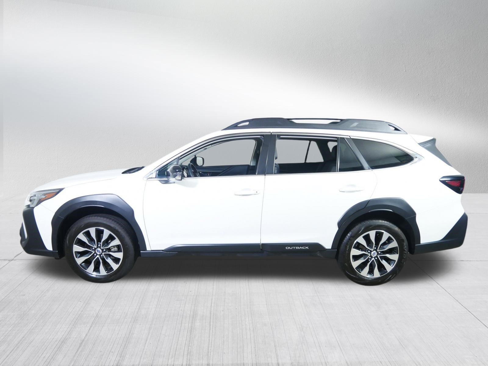 Used 2023 Subaru Outback Limited XT AWD/4WD image 4
