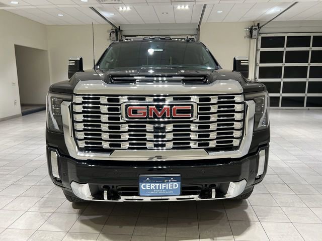 Certified 2025 GMC Sierra 3500 Denali w/ Denali Reserve Package image 8