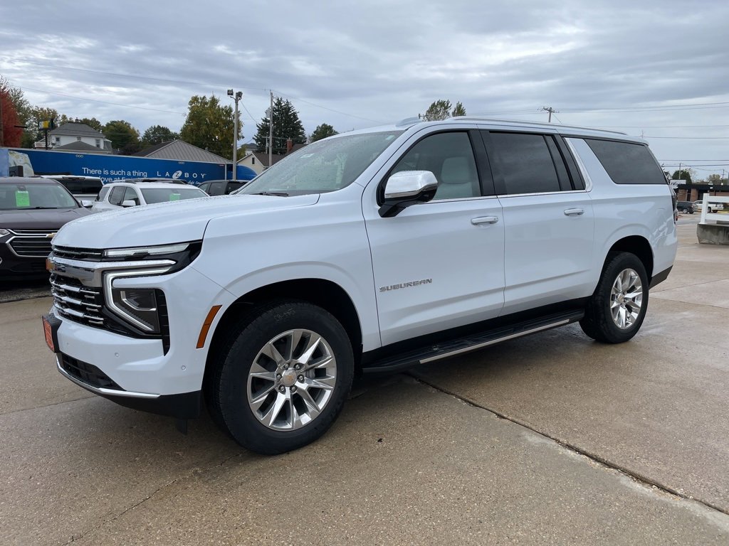 New 2026 Chevrolet Suburban Premier w/ Sun And Tow Package