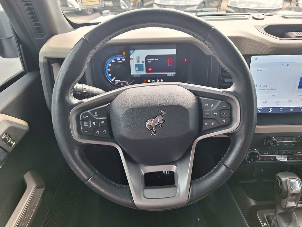 Used 2023 Ford Bronco Wildtrak AWD/4WD image 13