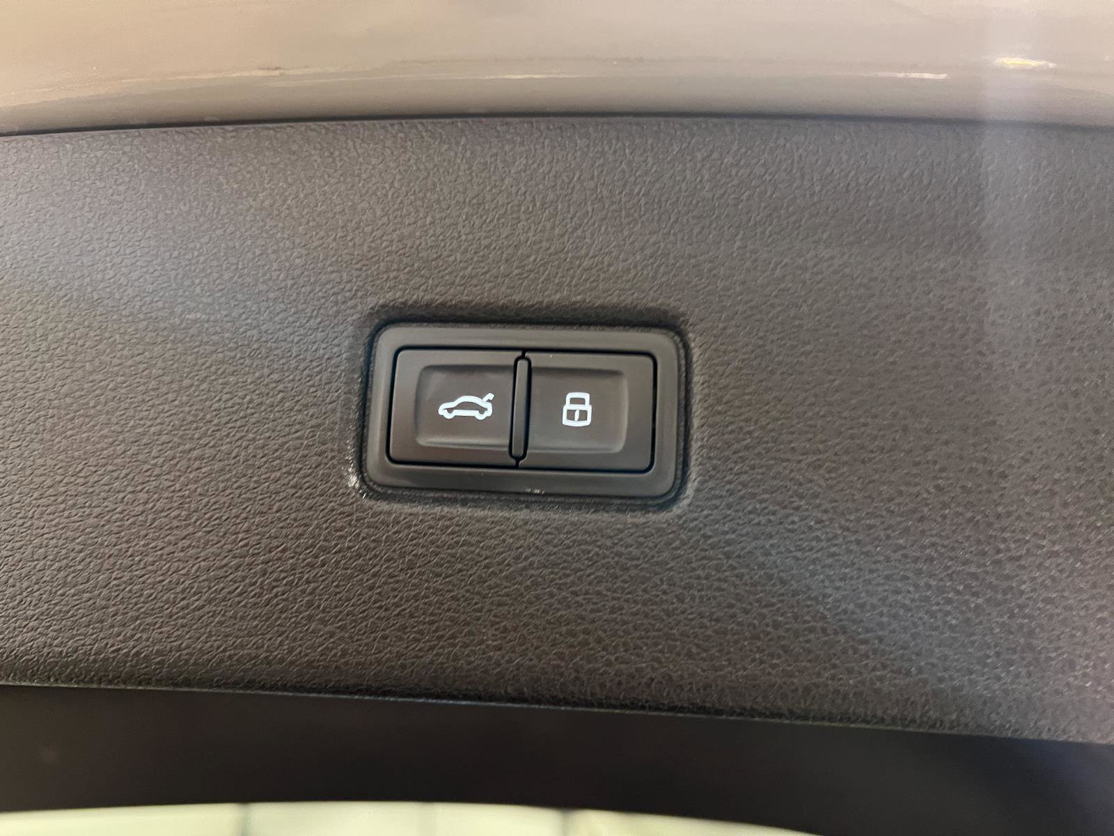 Used 2021 Audi SQ5 Premium Plus image 37