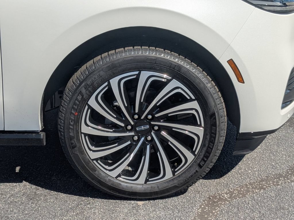 New 2026 Lincoln Navigator Black Label AWD/4WD image 11