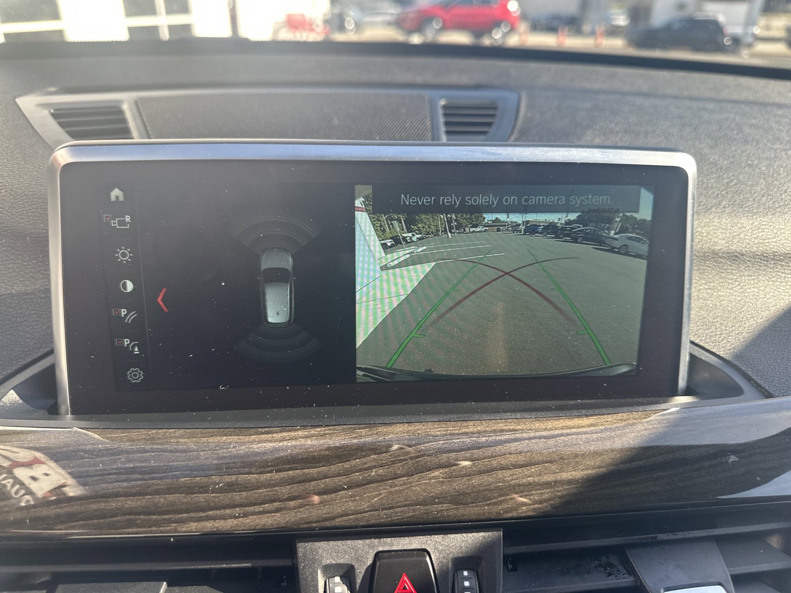 Used 2019 BMW X1 xDrive28i w/ Convenience Package AWD/4WD image 16