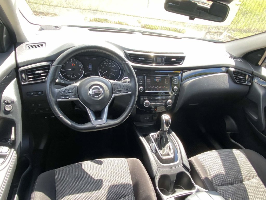 Used 2022 Nissan Rogue Sport SV AWD/4WD image 15