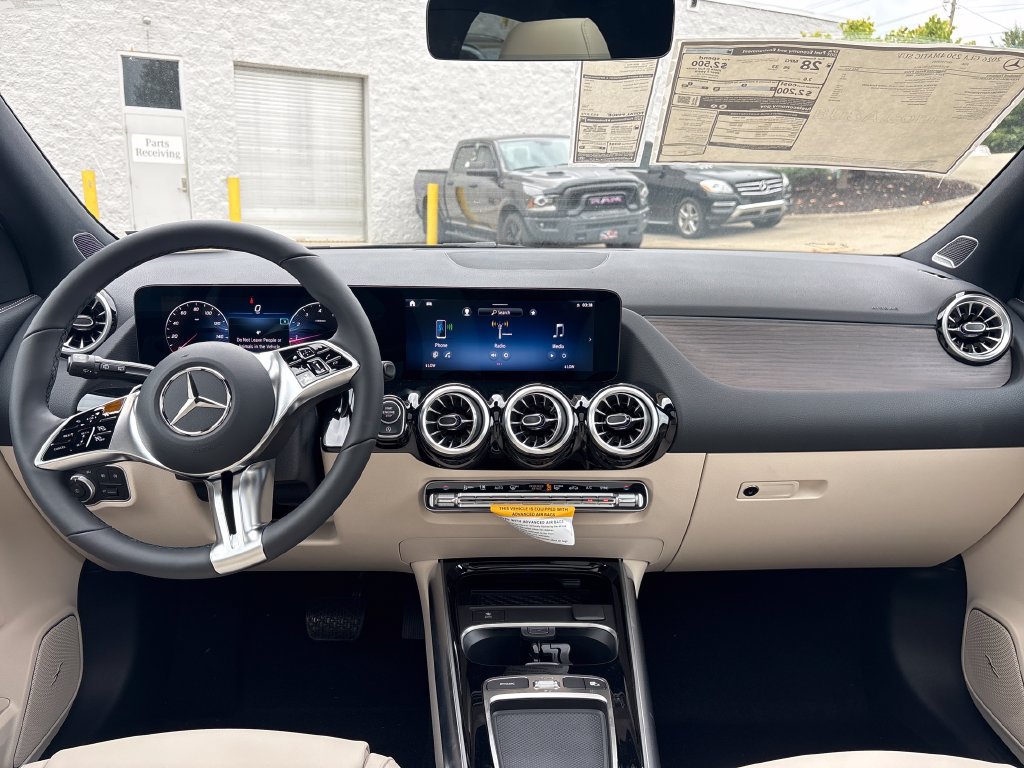 New 2026 Mercedes-Benz GLA 250 4MATIC image 12