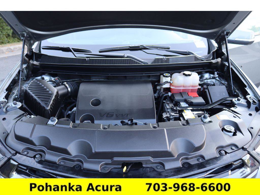 Used 2023 Chevrolet Traverse RS image 34