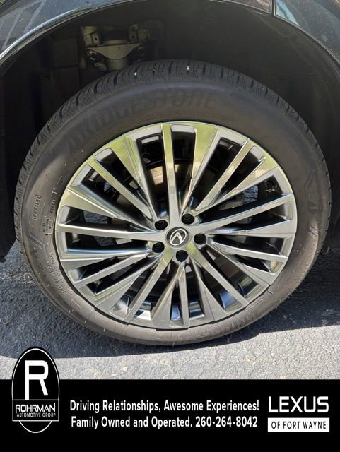 Used 2025 Lexus RX 350 AWD/4WD image 8
