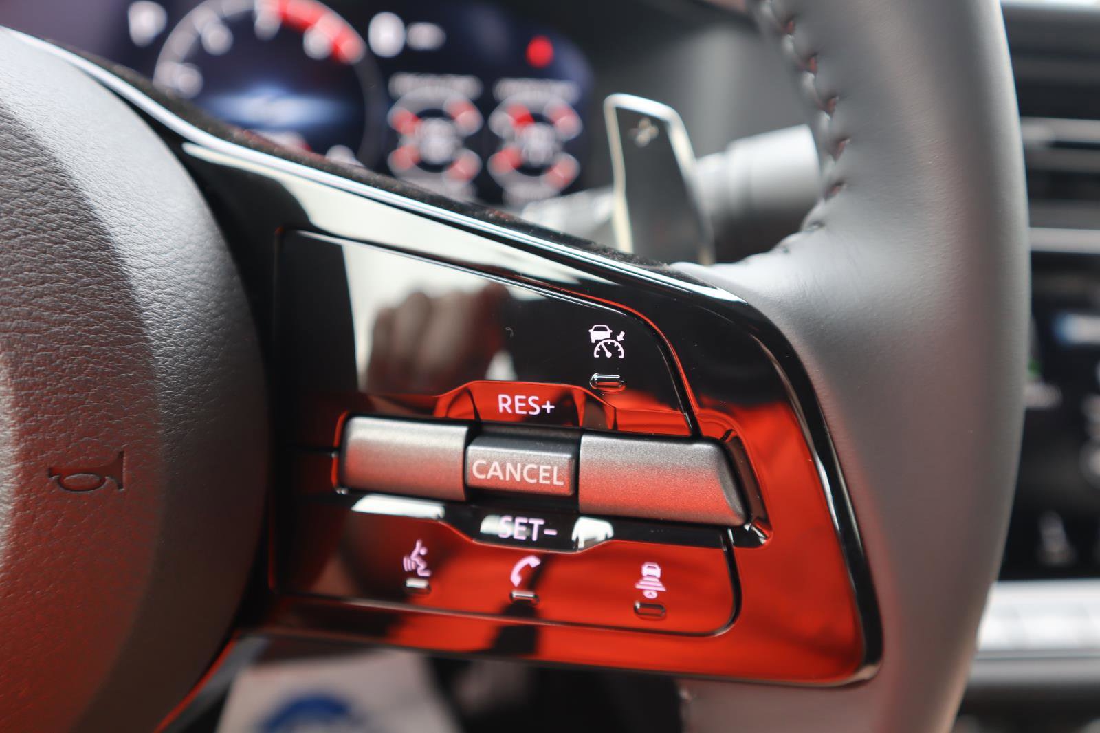 Used 2024 Nissan Z Performance w/ Heritage Edition image 24