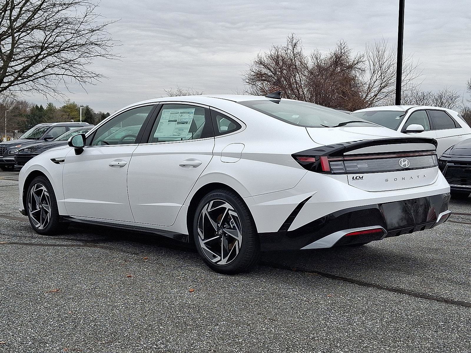 New 2026 Hyundai Sonata SEL image 2