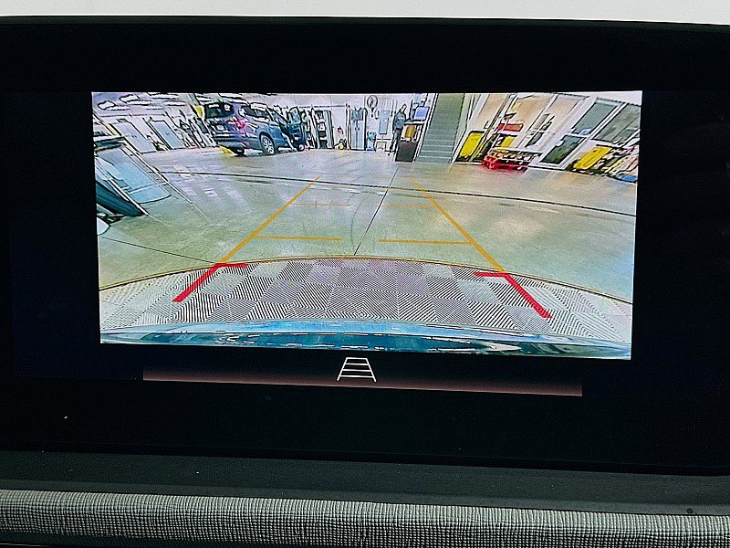 Used 2024 Buick Envista Avenir image 16