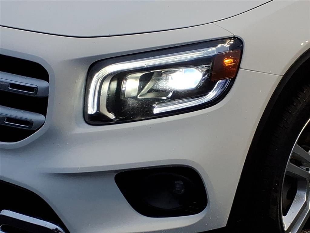 Used 2020 Mercedes-Benz GLB 250 4MATIC image 7