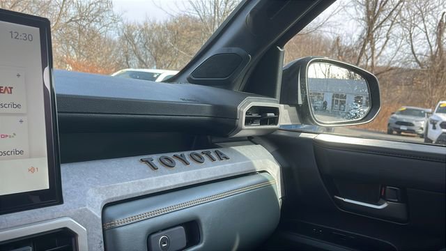 Used 2024 Toyota Tacoma Trailhunter image 18