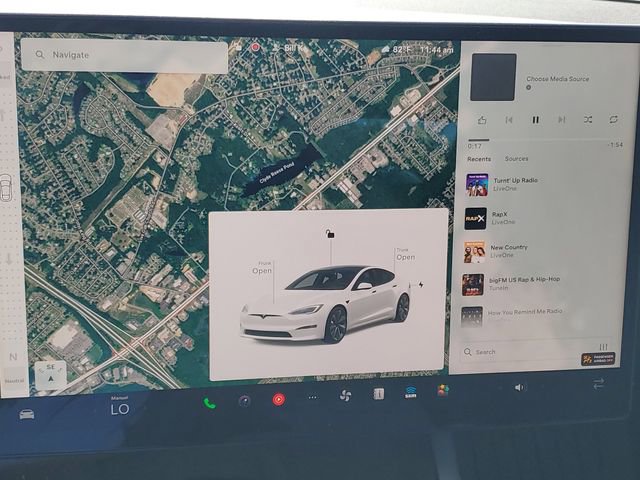 Used 2024 Tesla Model S image 16