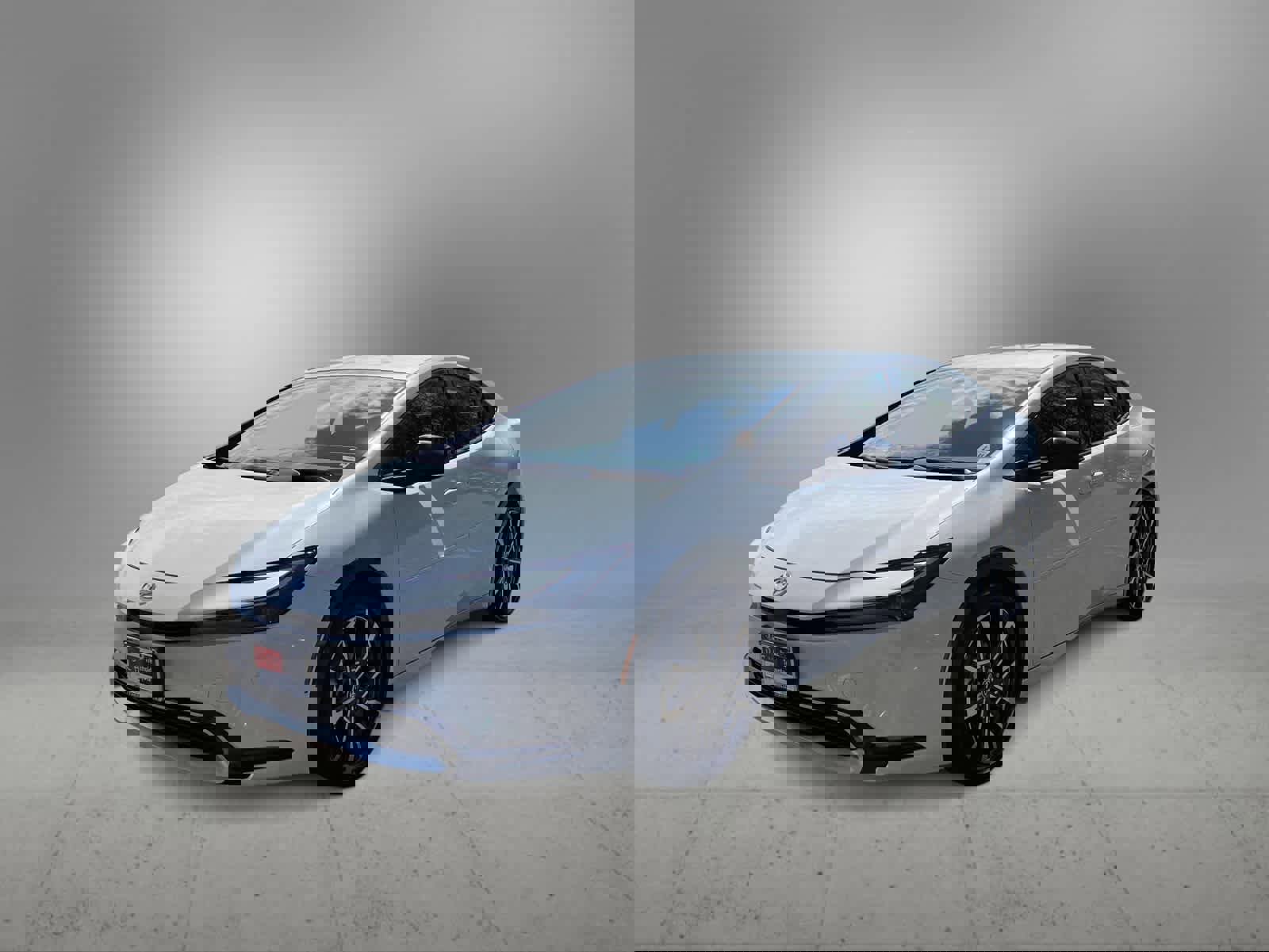 Used 2026 Toyota Prius Plug-In Hybrid image 4