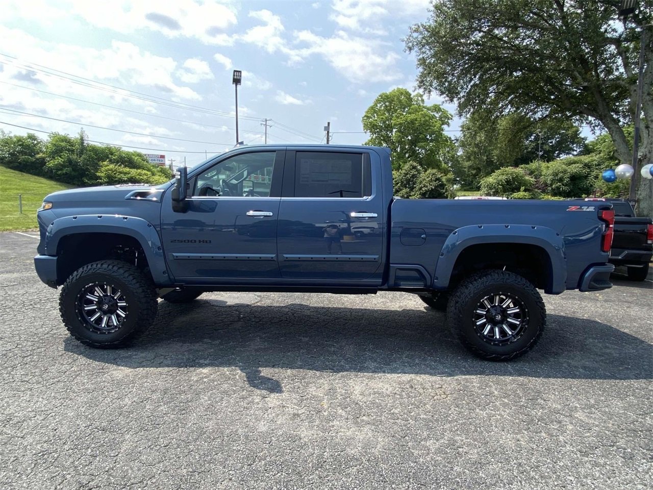 New 2025 Chevrolet Silverado 2500 LTZ w/ LTZ Premium Package image 4